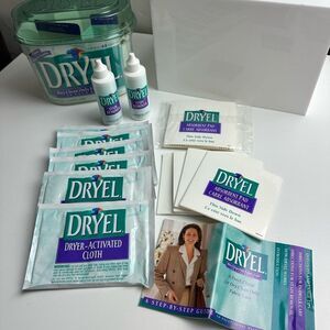 Dryel Starter Kit , 6 Dryer Cloths, 2 Bottles of Stain Remover & 8 Pads NO bag